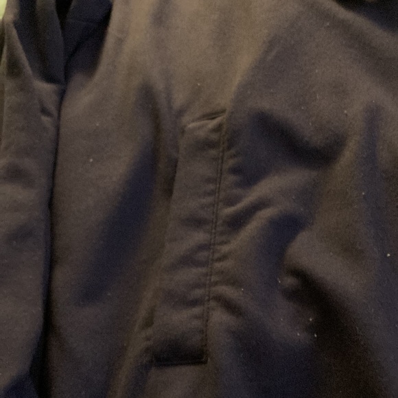 Long sleeve lightweight hoodie with pockets. - Picture 4 of 4